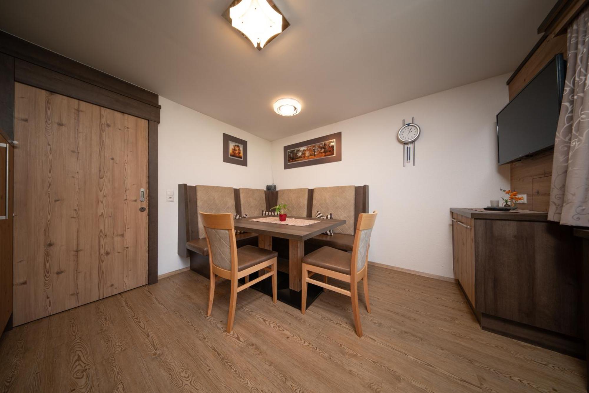 Apartamento Haus Alexander Längenfeld Exterior foto